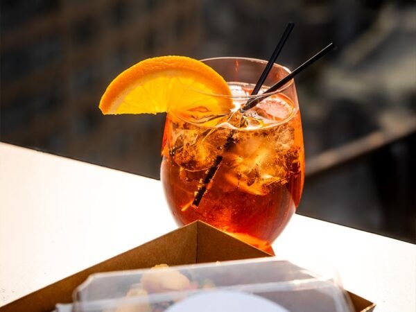 Roof Top Bar: Premier Financial District Dining